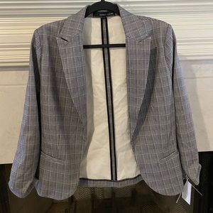 Amanda and Chelsea Blazer